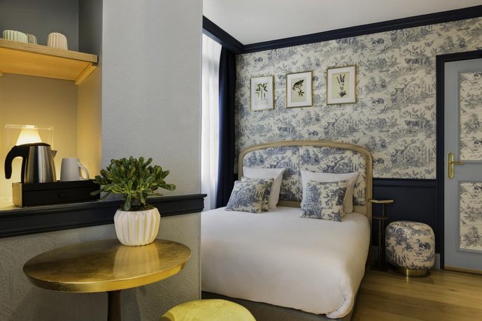 Hotel de Neuve by HappyCulture