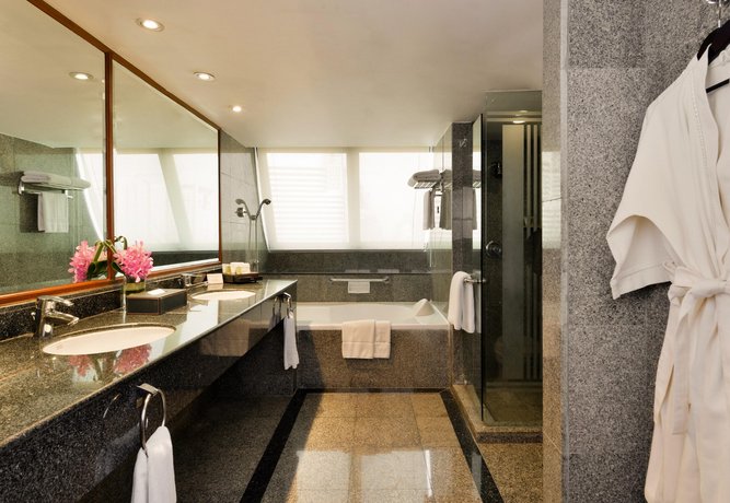 Boulevard Hotel Bangkok Sukhumvit