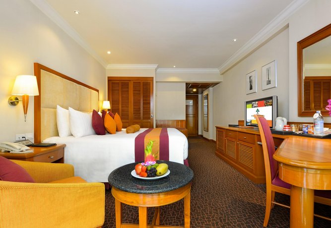 Boulevard Hotel Bangkok Sukhumvit