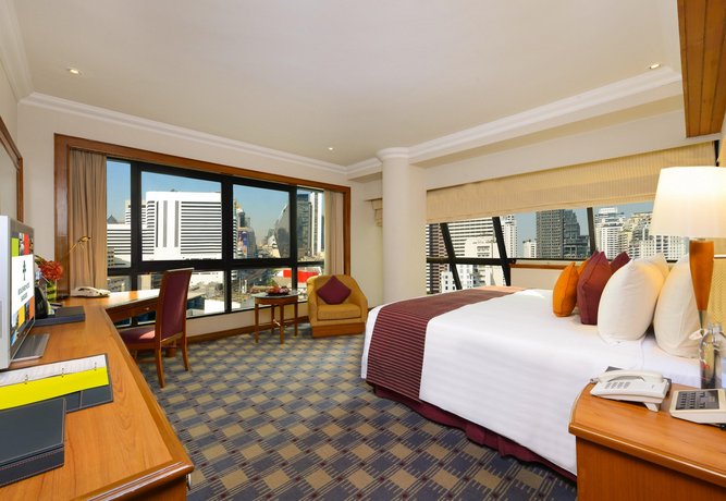 Boulevard Hotel Bangkok Sukhumvit