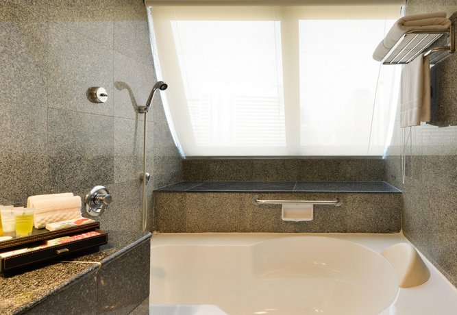 Boulevard Hotel Bangkok Sukhumvit