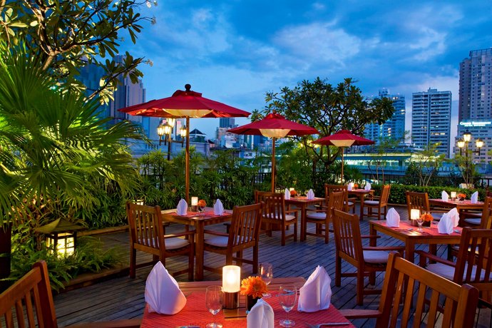 Boulevard Hotel Bangkok Sukhumvit