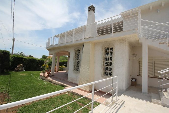 Villa White Avola