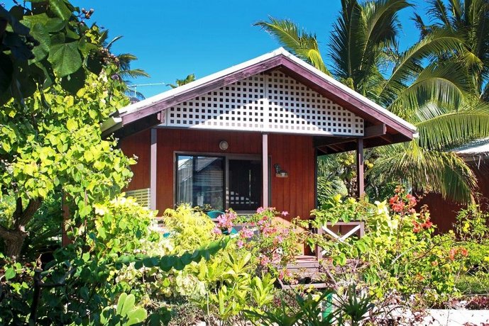 Aitutaki Village