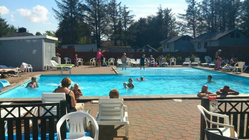 Tornby Strand Camping Cottages
