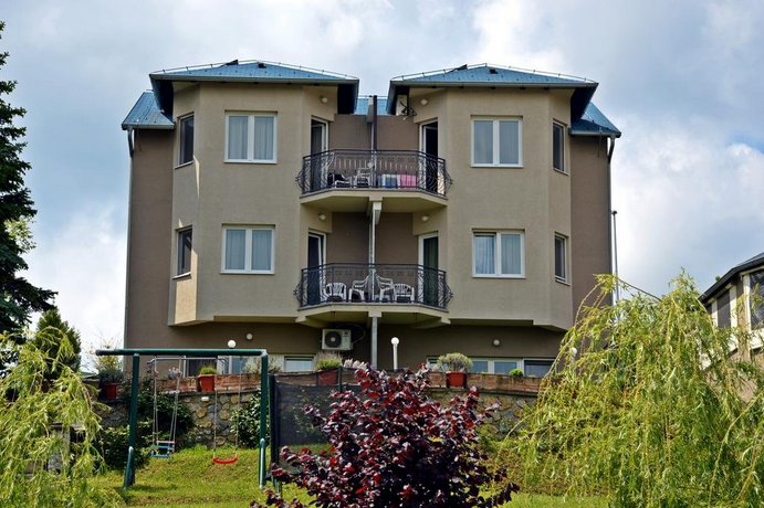 Apartments Vila Vrdnik