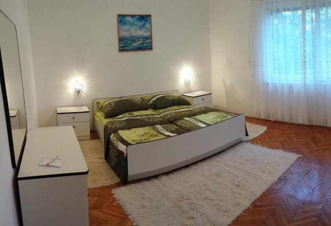 Apartment Mirjana Fazana