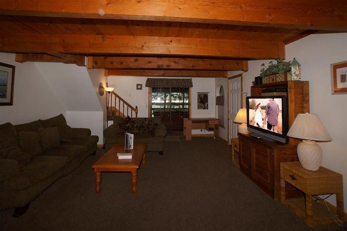 Alpine Escape by Big Bear Cool Cabins