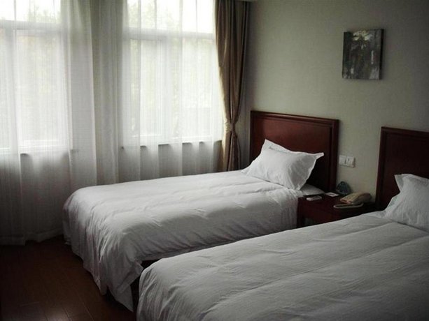 GreenTree Inn Jiangsu Nanjing Yinqiao Market Express Hotel
