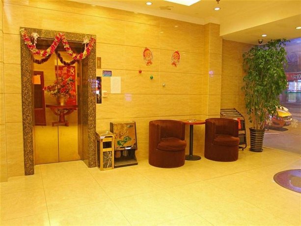 GreenTree Inn Shanghai Yishan Road Subway Station Express Hotel