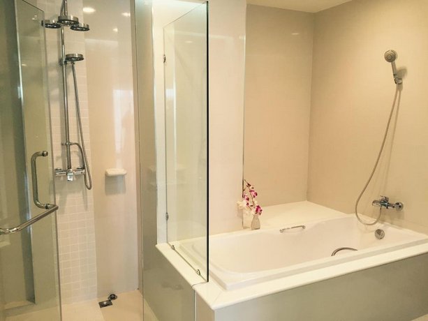 Les Palm Phuket Beach Resort And Spa Cherngtalay
