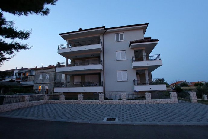 Lila Apartments Zadar