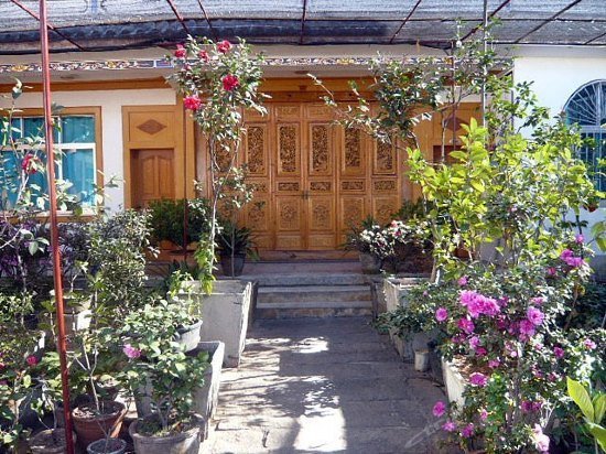 Dali Caotang Inn