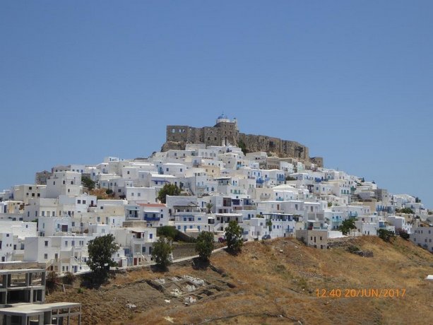 Paradissos Hotel