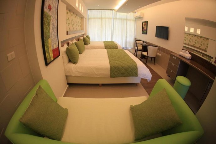 Sawary Beach Hotel