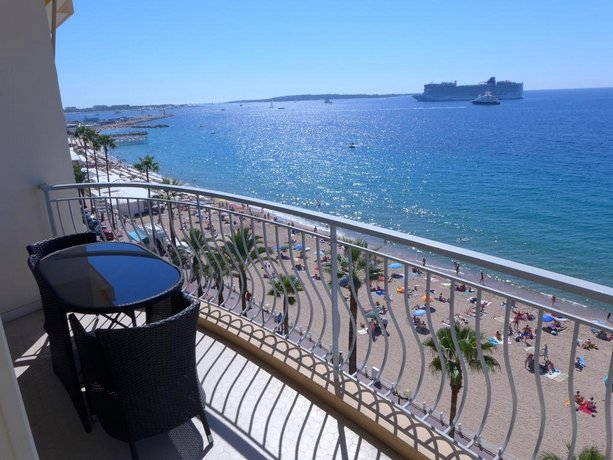 Beach Penthouse with unique rooftop terrace 301