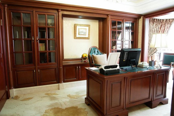 Jingbin Hotel