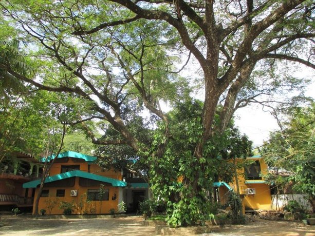 Saranga Holiday Inn