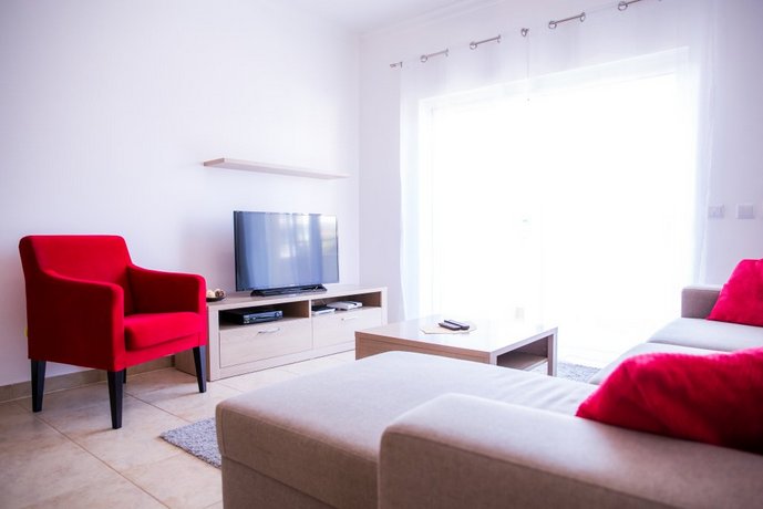 Luxury 1 Bed Fully Equipped with Pool Apartments