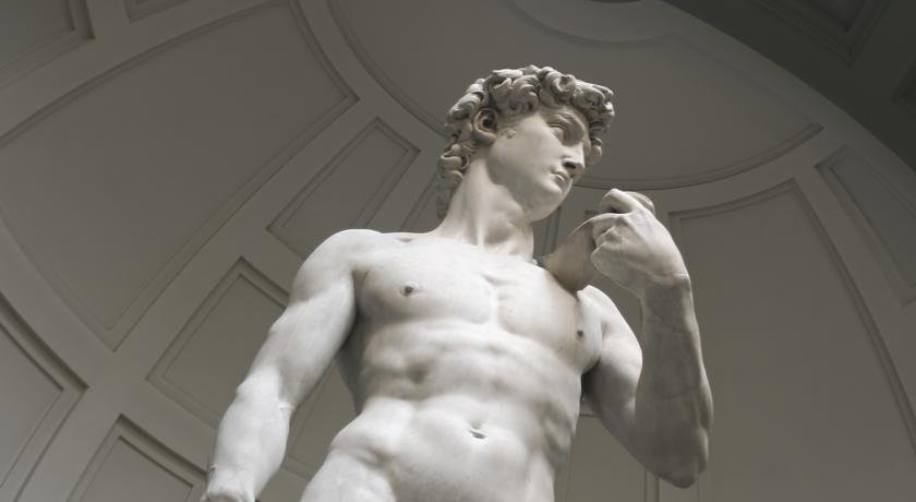 A Due Passi Dall'Accademia