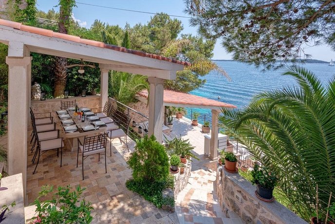 Villa Oceanus Hvar Town