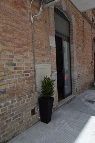 Il Priore Holiday Home
