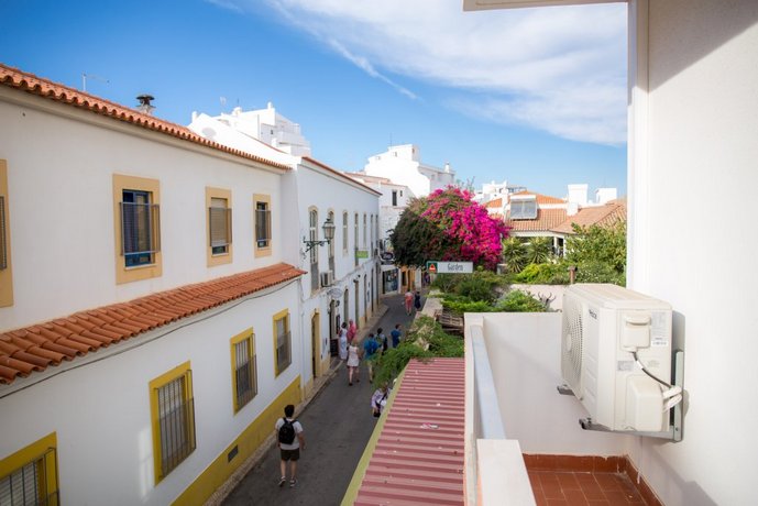 B01 - Central Downtown 2 bed Apartment by DreamAlgarve