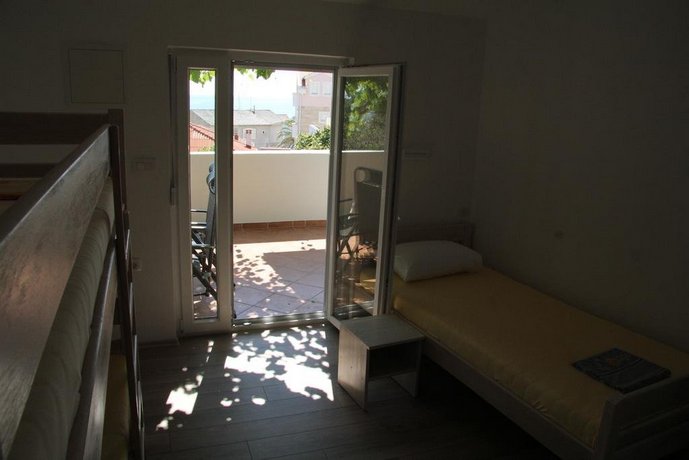 Novalja Inn 2