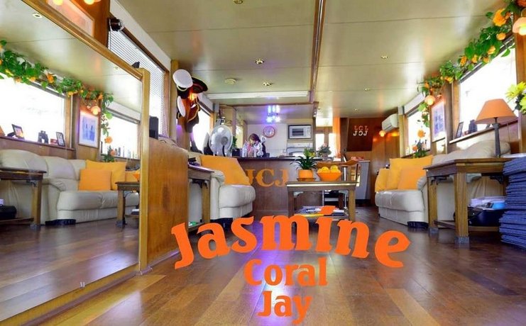 Jasmine Coral Jay Boutique Botel