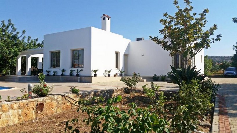 Eliofos Luxury Villa