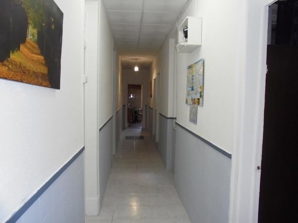 Crescent Rooms