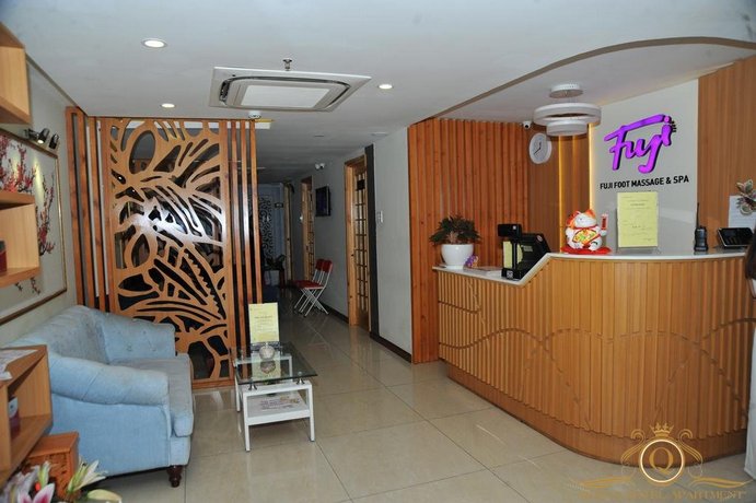 Queen Central Apartment Hotel