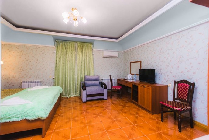 Отель Well House