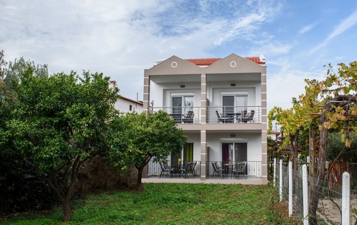 Anneta's House