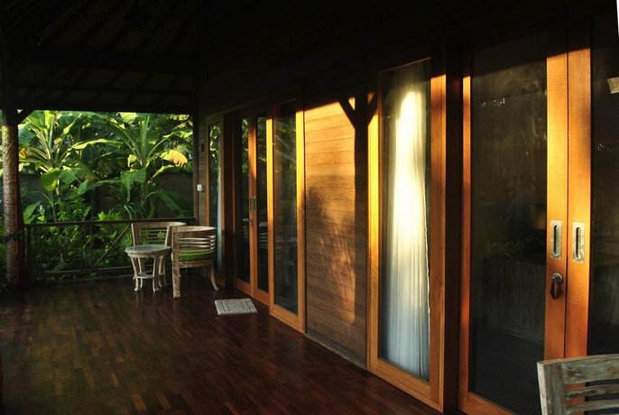 Damara Lembongan