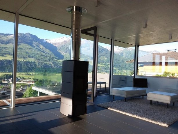 Glas House - Design Holiday Home