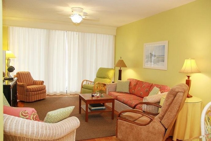 Windward Pointe 704