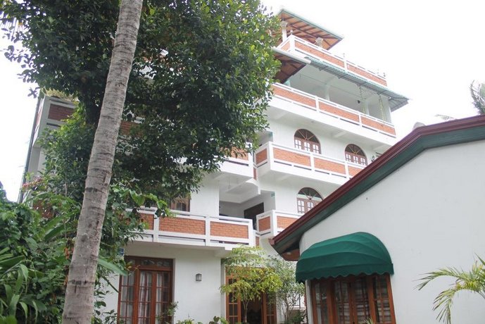 Aloy's Residence