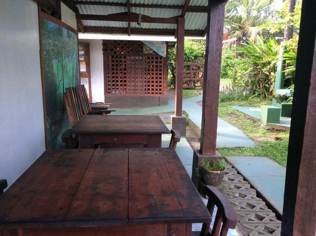 Cabinas Balcon del Mar Tortuguero