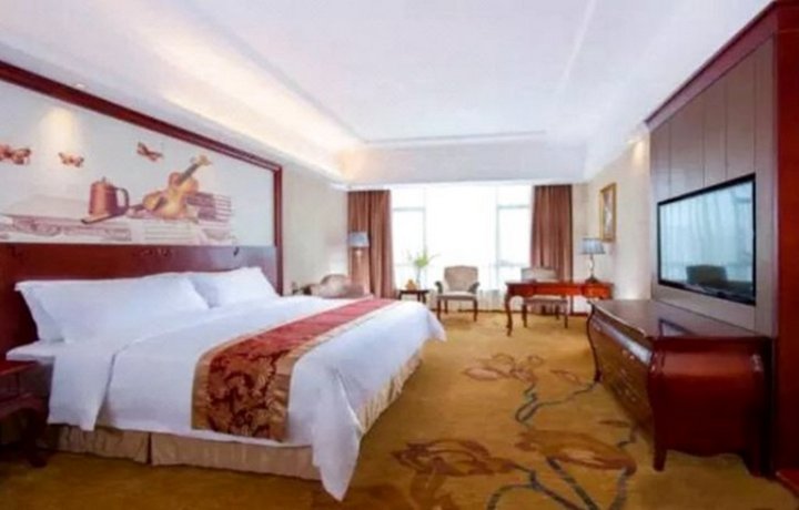 Vienna Hotel Qingdao Huangdao