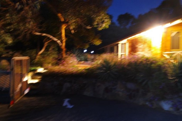 Eleebana Guest House