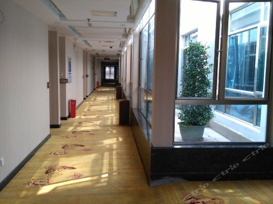 Quanzhou Jingdu Hotel