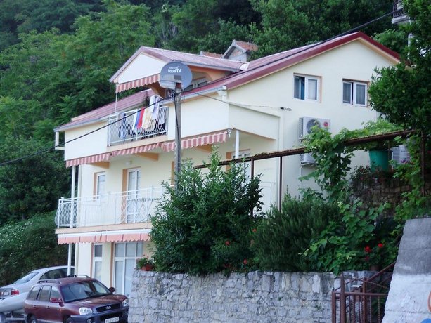 Apartments Olga Tivat Montenegro