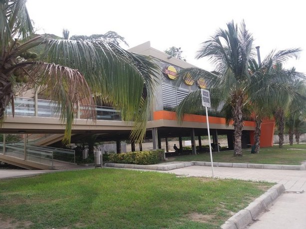 Apartahotel Family House Rodadero