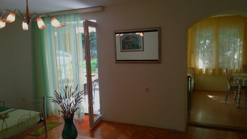 Apartment AB Batala