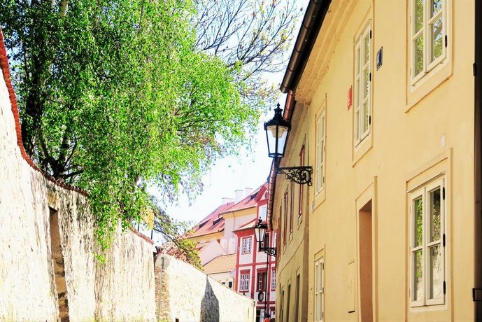 Garden Residence Prague Castle