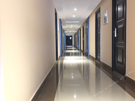 Boyue Yilin Hotel