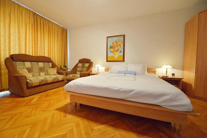 Atlas Accommodation Studio Romana de Lux