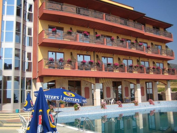 Hotel Lyhnidas Pogradec Albania thumbnail