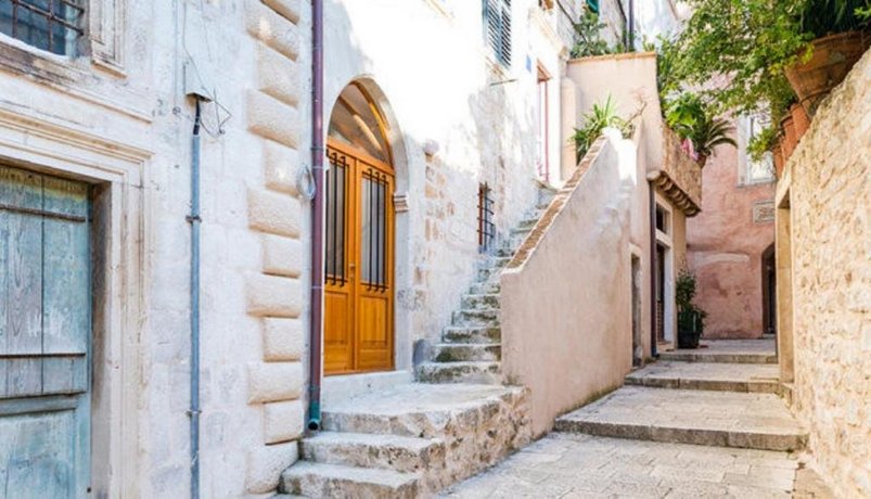 Budget Old Town